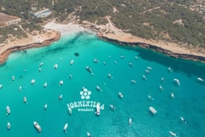 Ibiza: Formentera Stranden Cruise met Paella, Bar en Sport