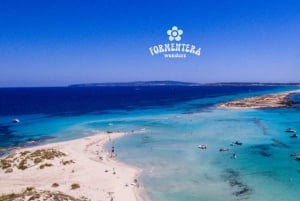 Ibiza: Formentera Stranden Cruise met Paella, Bar en Sport