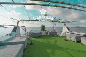 Ibiza: Formentera Cruise with Paella, OpenBar & Water Sports