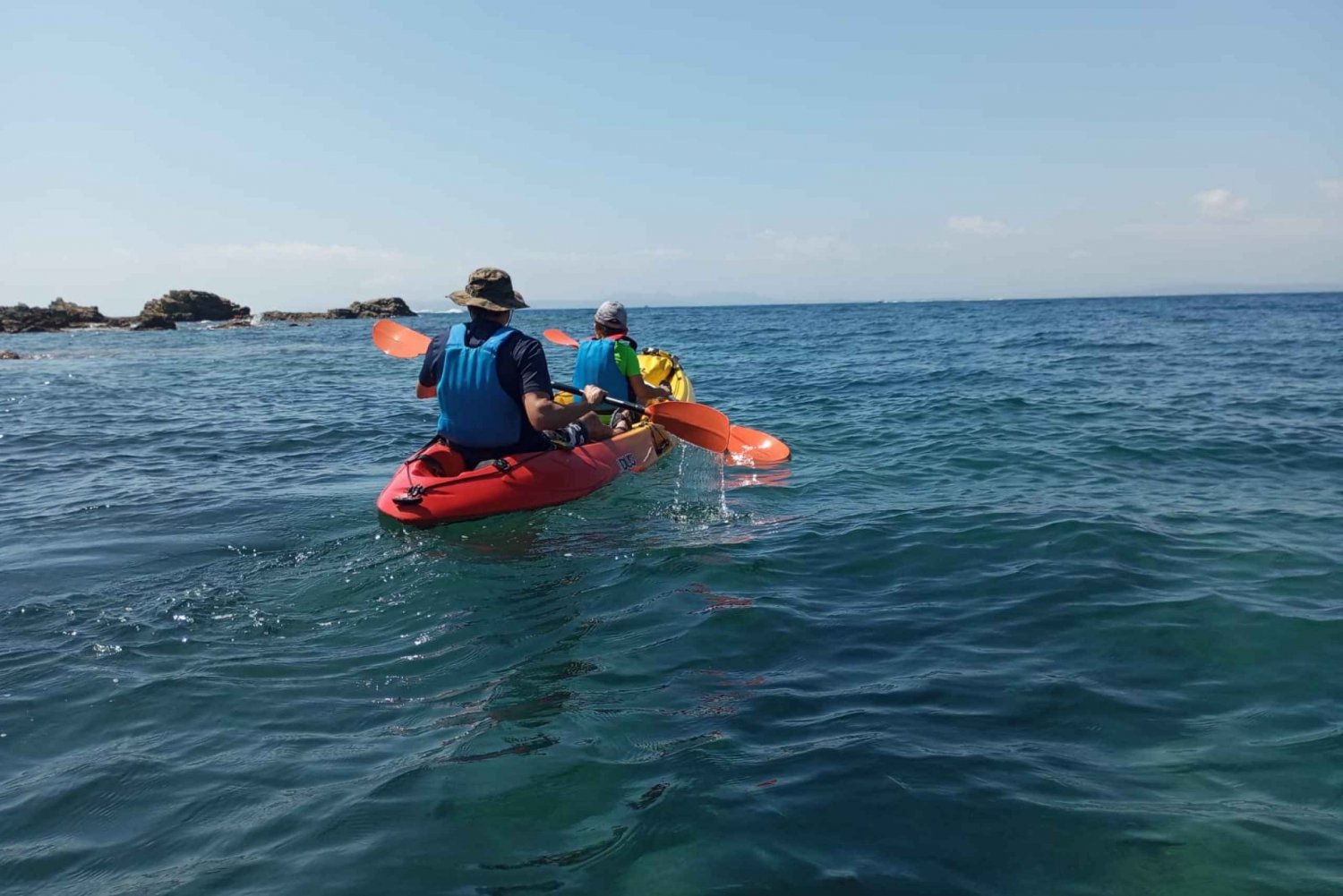 Excursion d'une journée en kayak et en plongée libre sur la Costa Brava