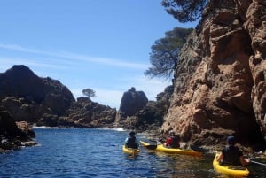 Lloret de Mar: kajak- en snorkelexcursie aan de Costa Brava