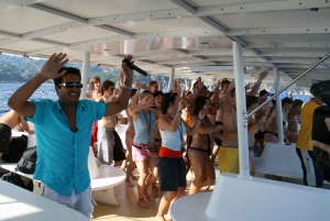 Lloret de Mar: 3.5-Hour Group Celebration Cruise