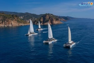 Lloret de Mar: Catamaran Sailing Cruise with BBQ and Drinks