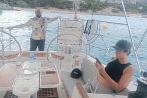 Een dagje zeilen met barbecue aan de Costa Brava