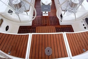 Een dagje zeilen met barbecue aan de Costa Brava