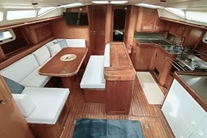 Een dagje zeilen met barbecue aan de Costa Brava