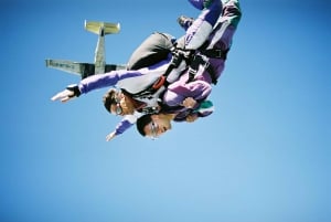 Skydive Over Barcelona – 13,000ft Tandem Jump + Transport
