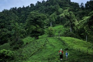 De Monteverde: Caminhada de 2 dias em Fortuna com traslado do hotel