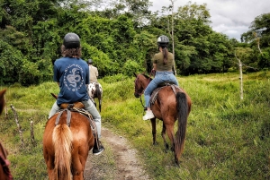 Arenal 1968: Volcano Trails & Adventures Esperienza di 2 giorni