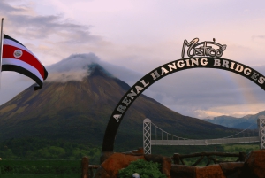 Tour de medio día a los Puentes Colgantes del Arenal desde La Fortuna