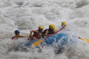 Arenal : Journée de rafting sur la rivière Sarapiqui - Classe II-III