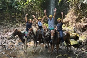 La Fortuna: Ridning på Arenal-floden