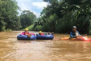 Aventura de tubulação no rio Arenal