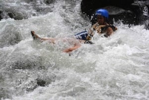 Avventura in tubing nel fiume Arenal
