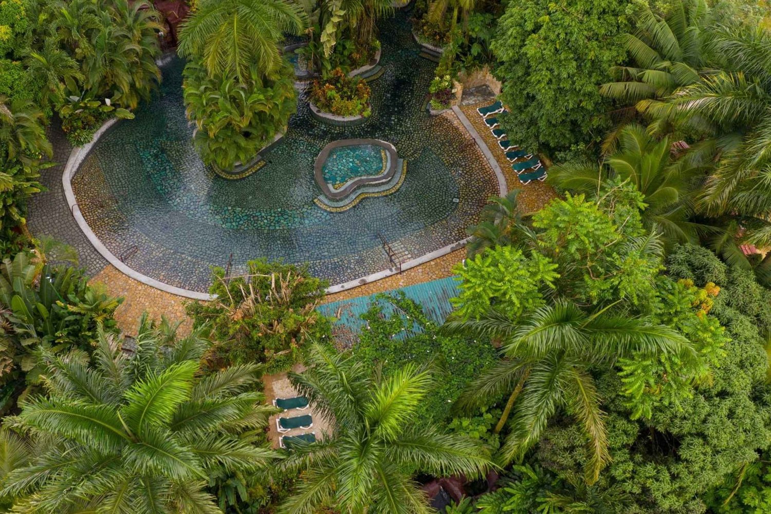 ARENAL VOLCANO BALDI HOT SPRINGS & LA FORTUNA WATERFALL