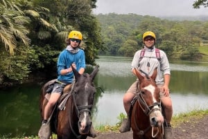 La Fortuna : Randonnée à cheval sur le volcan Arenal