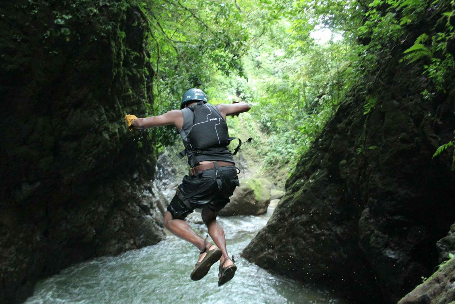 Vulkaan Arenal: Waterval Springen & Extreem Canyoning