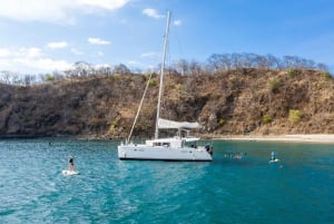 Guanacaste: Seilcruise med katamaran og snorkling i solnedgangen