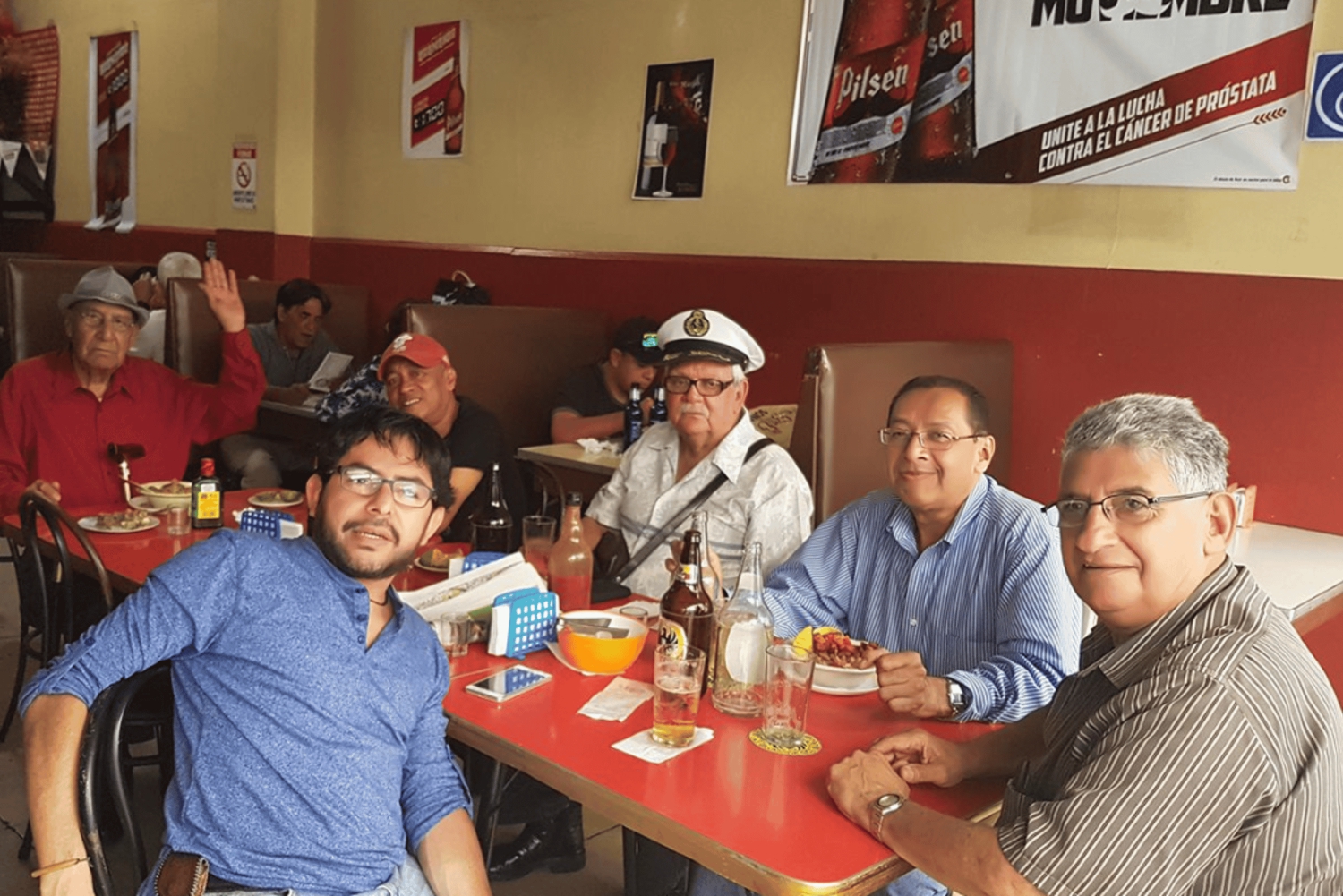 Чепе Чинчурро: пешая экскурсия по лучшим барам Сан-Хосе