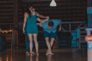 Yhdistetty ruoanlaittokurssi ja salsatanssitunti