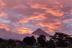Ruoanlaitto Costa Rican perheen kanssa