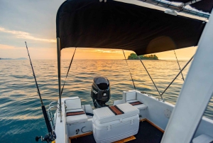 Costa Rica: Auringonlasku ja snorklaus 3/4 päivän yksityinen charter