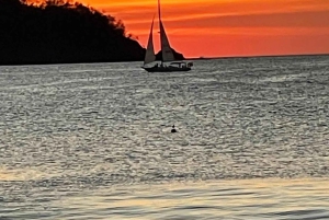 Costa Rica: privé charter met zonsondergang en snorkelen