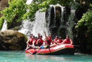 Costa Rica: White-Water Rafting Class III-IV Adventure