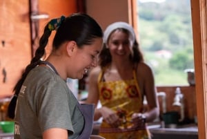 Fabricação de pão costarriquenho em Monteverde