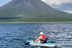 El Castillo: Alquiler de Standup Paddleboard o Kayak en el Lago Arenal