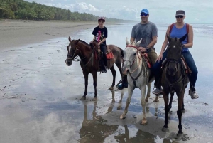 Esterillos Este: Paardrijden op het strand van Manuel Antonio
