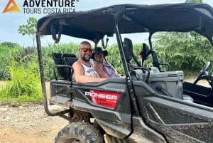 Fra Jaco: Jungletur i firehjulstrækker til vandfald med frokost