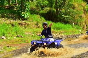 Spiaggia di Jaco e Los Suenos: Doppia fermata ATV e cascate