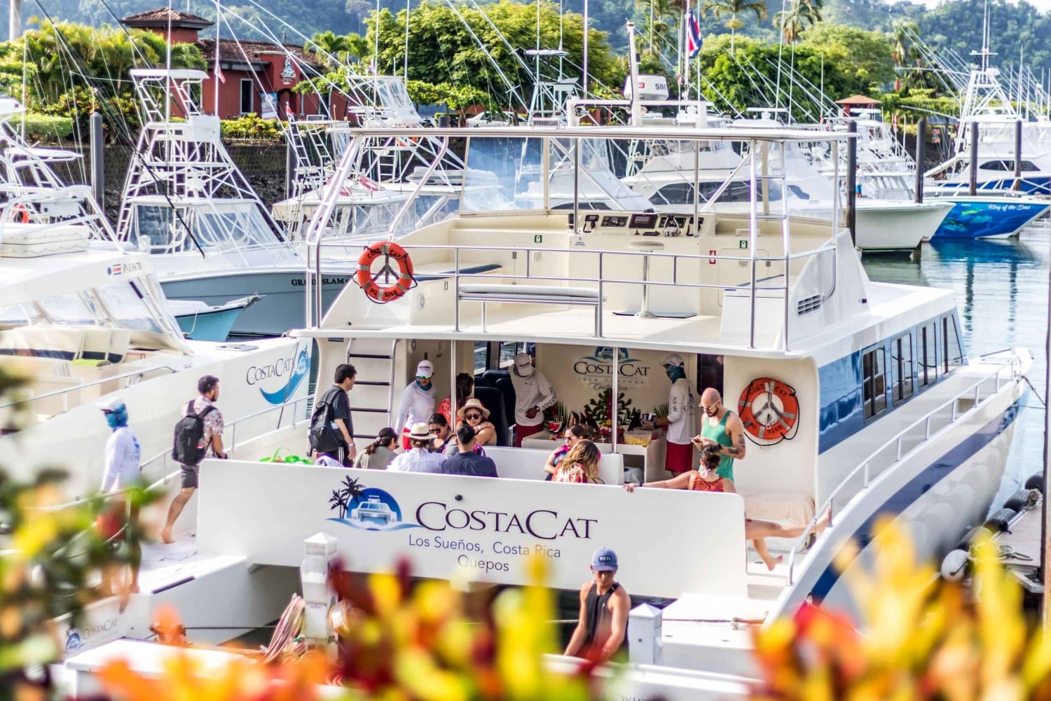 ジャコ発：トルトゥーガ島日帰りツアーとアクティビティ