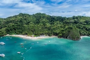 ジャコ発：トルトゥーガ島日帰りツアーとアクティビティ