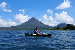 Au départ de La Fortuna : Excursion en kayak sur le lac Arenal avec transfert