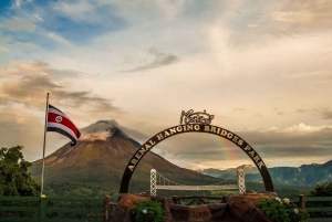 Fra La Fortuna: Mistico Arenal Hanging Bridges Park Tour