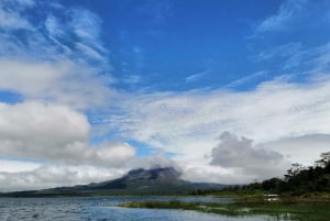 De Monteverde: Transferência de barco pelo Lago Arenal para La Fortuna