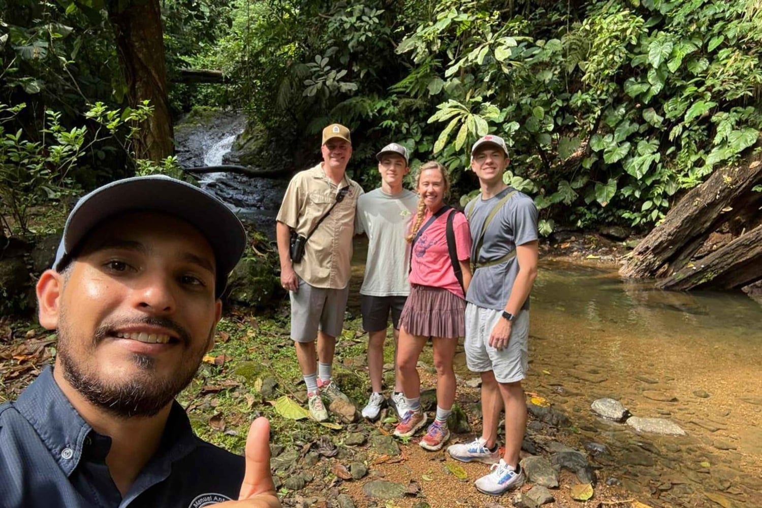 Från Quepos: fågelskådning i Esquipulas, endemiska arter.