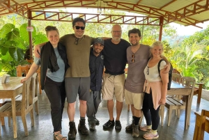 Från Quepos: fågelskådning i Esquipulas, endemiska arter.