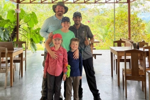 Från Quepos: fågelskådning i Esquipulas, endemiska arter.