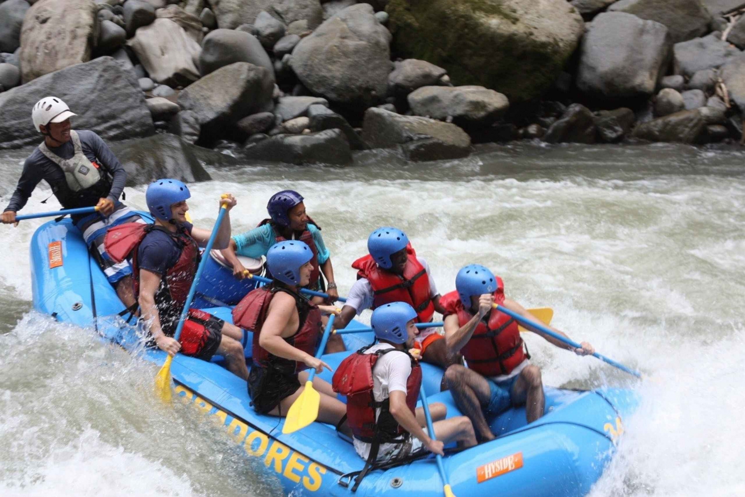 From San José: Pacuare River White Water Rafting Day Trip