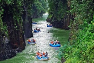 Au départ de San José : Journée de rafting en eau vive sur la rivière Pacuare