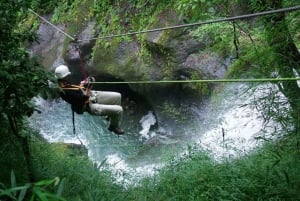 Pacote Dourado/2 dias/1 noite+18cabos Zipline em 11 cascatas