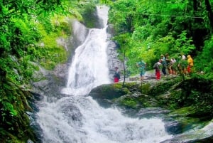Pacote Dourado/2 dias/1 noite+18cabos Zipline em 11 cascatas