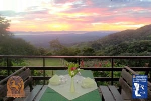 Golden Pack/2 päivää/1 yö+18 köyttä Zipline 11 vesiputouksella