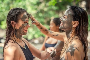 Aventura en el volcán Guachipelin: tirolina, tubing y aguas termales