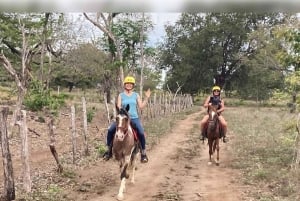 Guanacaste: Liberia hästridning och flottfärd