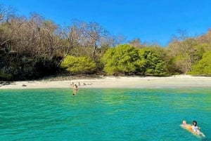 Guanacaste: Private Snorkeling Boat Charter