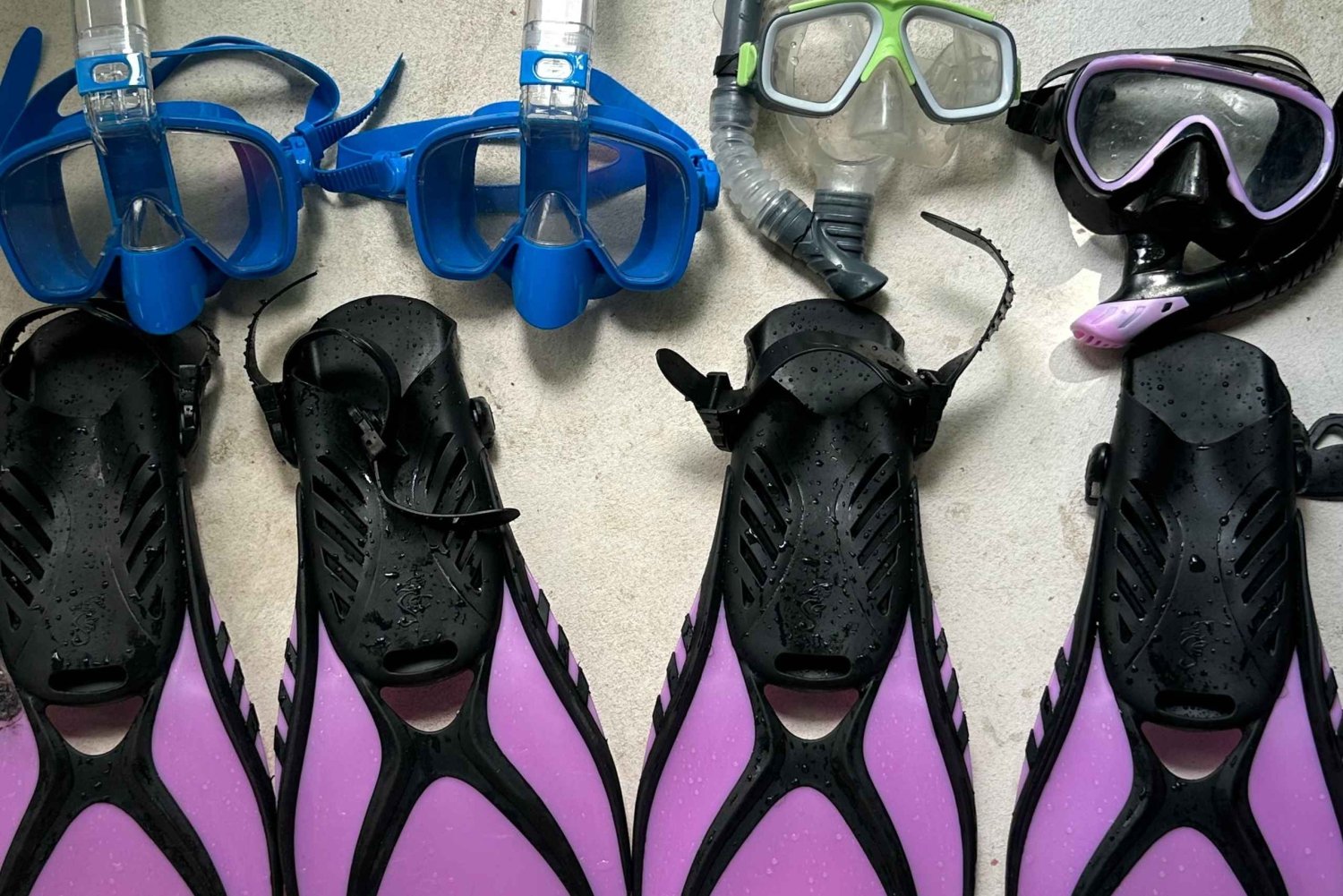 Tour di snorkeling alla spiaggia nascosta di Biezans con una guida locale.